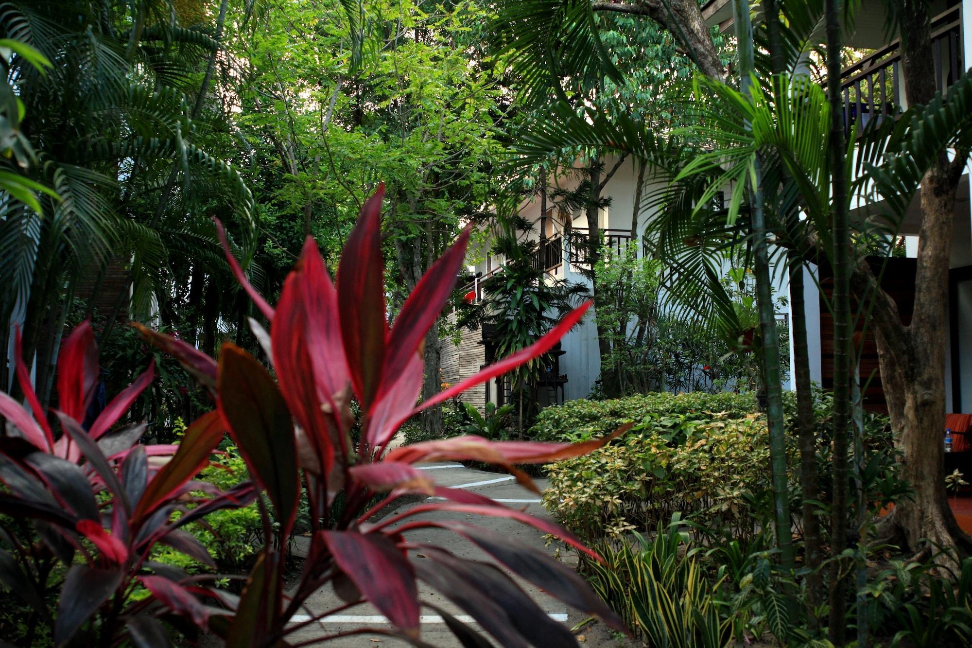 The Hive Hotel Lamai Beach (Koh Samui) Exterior foto