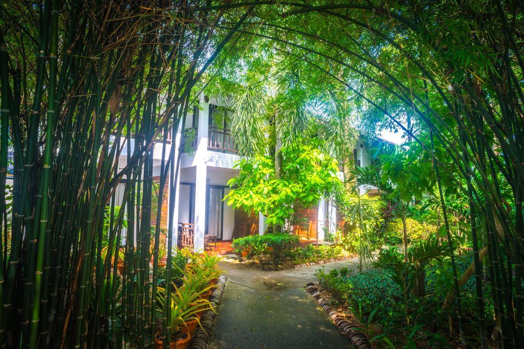 The Hive Hotel Lamai Beach (Koh Samui) Exterior foto