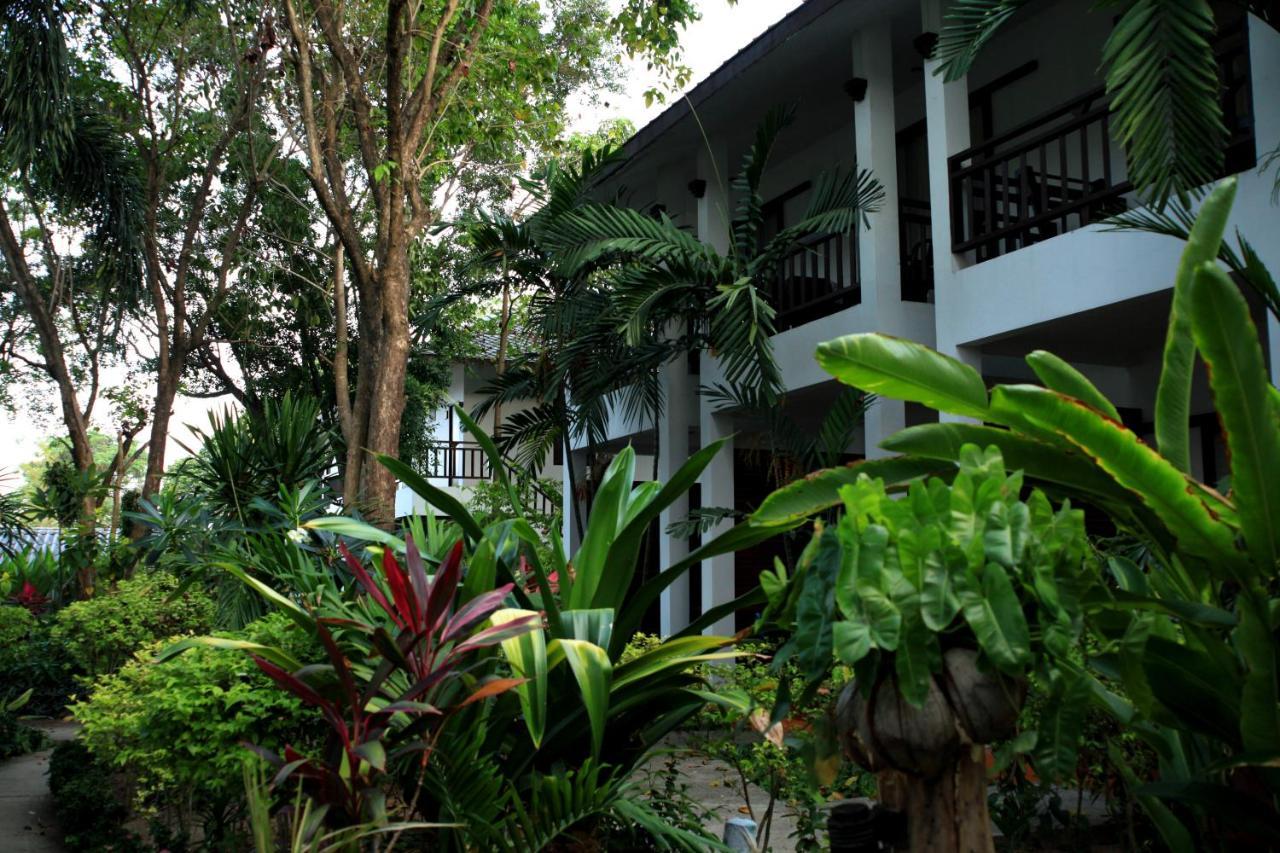 The Hive Hotel Lamai Beach (Koh Samui) Exterior foto